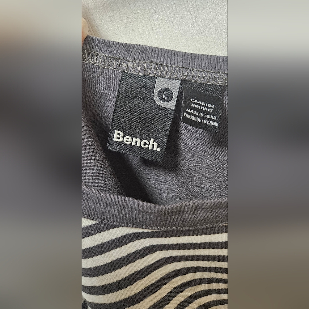Bench Drawstring Top , Size L - Picture 6 of 6